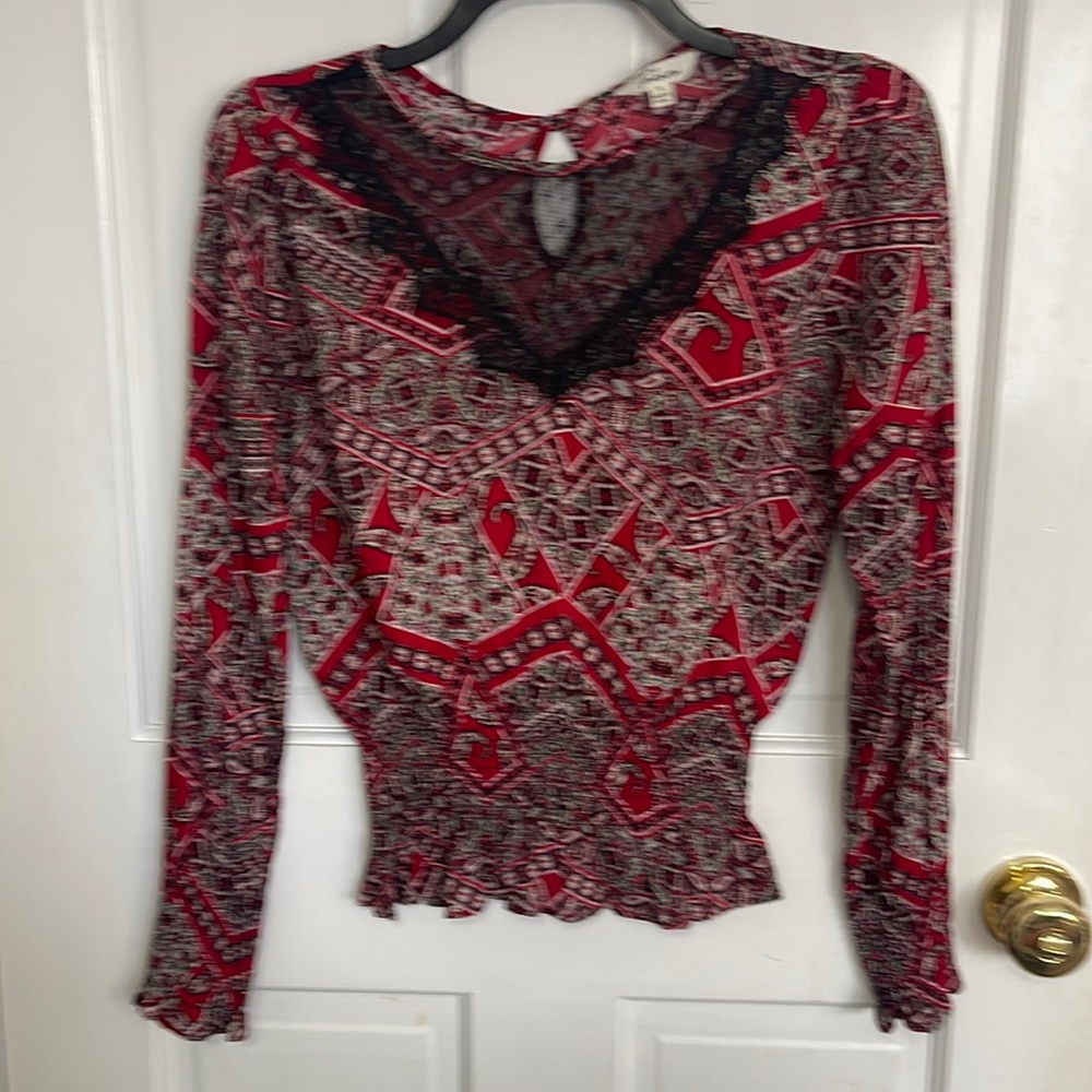 Takara red and black lace top. Size small. 100% Rayon. Machine washable.
